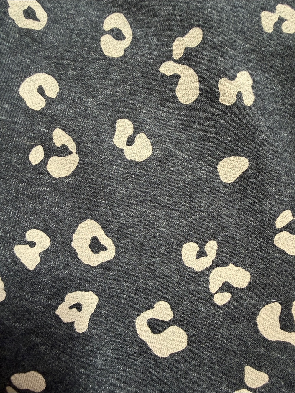 Evereve Charcoal Leopard Print Hoodie - Picture 9 of 14